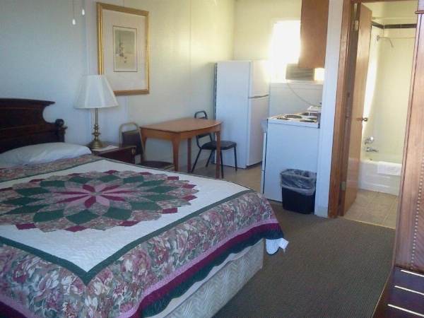 Golden Gate Lodging image 22